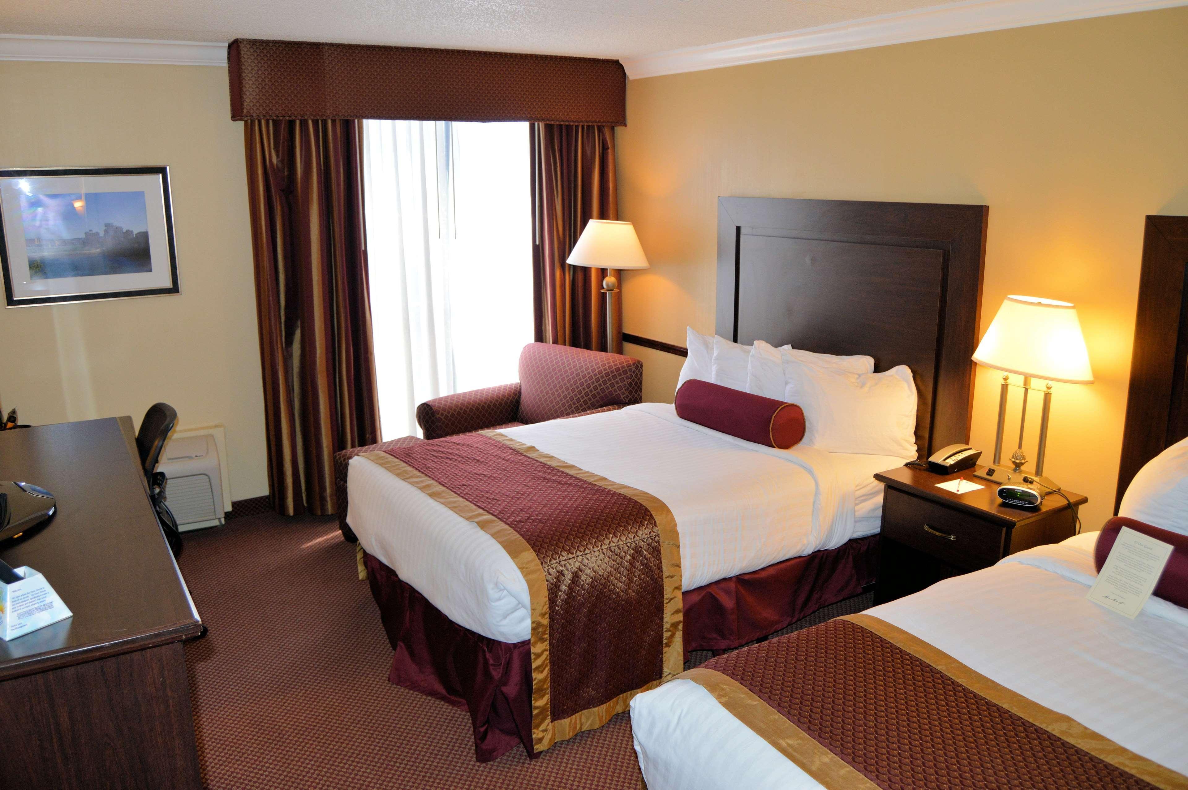 Western Barre Center Hotel